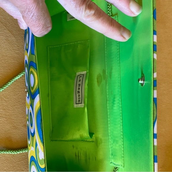 LE REGALE Satin Clutch with Strap - Picture 2 of 5